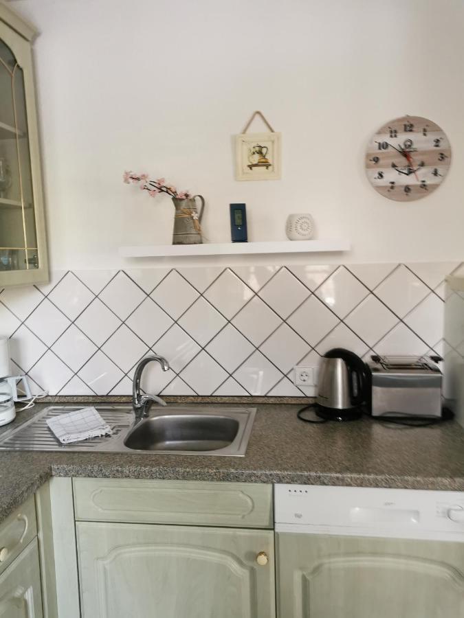 "Kleine Hedwig" Apartment Путбус Екстериор снимка